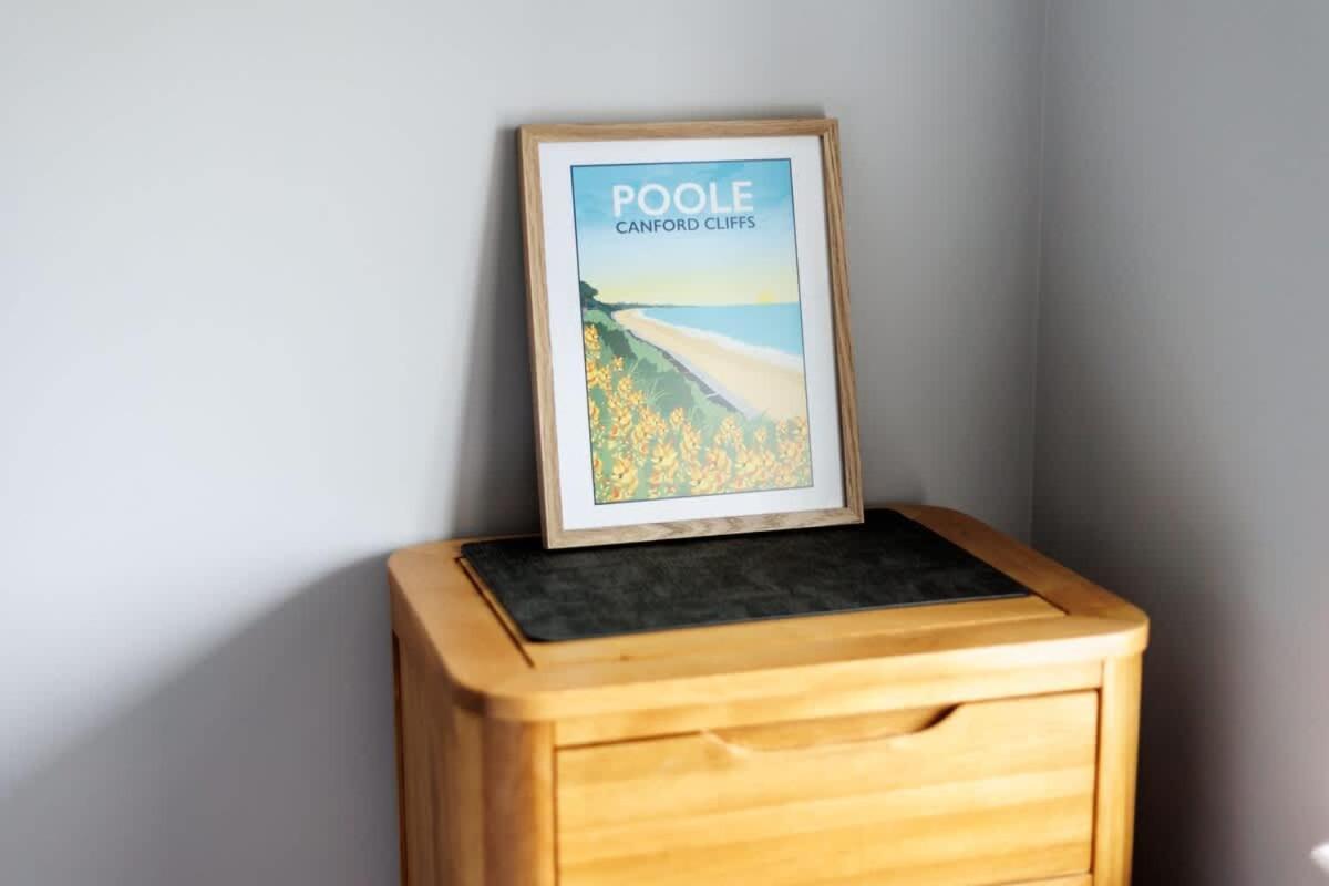 Trade Winds Villa Poole Bagian luar foto